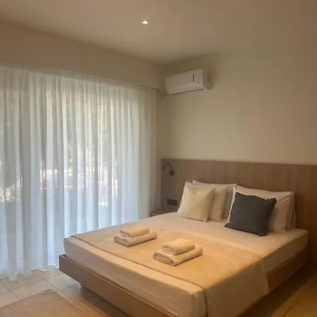 Aparthotel Rodos On The Park Rhodes City